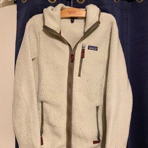 Woman’s Patagonia fleece jacket